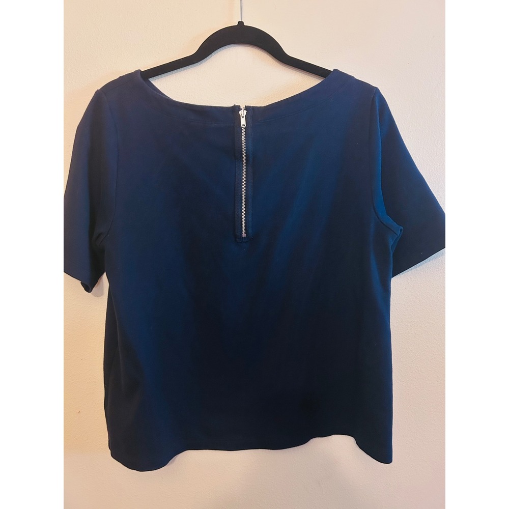 GAP Short Sleeve Top Womens Size M Navy Blue Excellent Boat Neck Back Zip Ponte